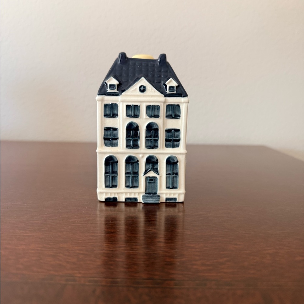 KLM Blue Delft Ceramic House